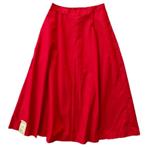 Vintage 1960 Deadstock Koret of CA Red Twill Button Front Full Skirt, Size 0/2 - Picture 2 of 10